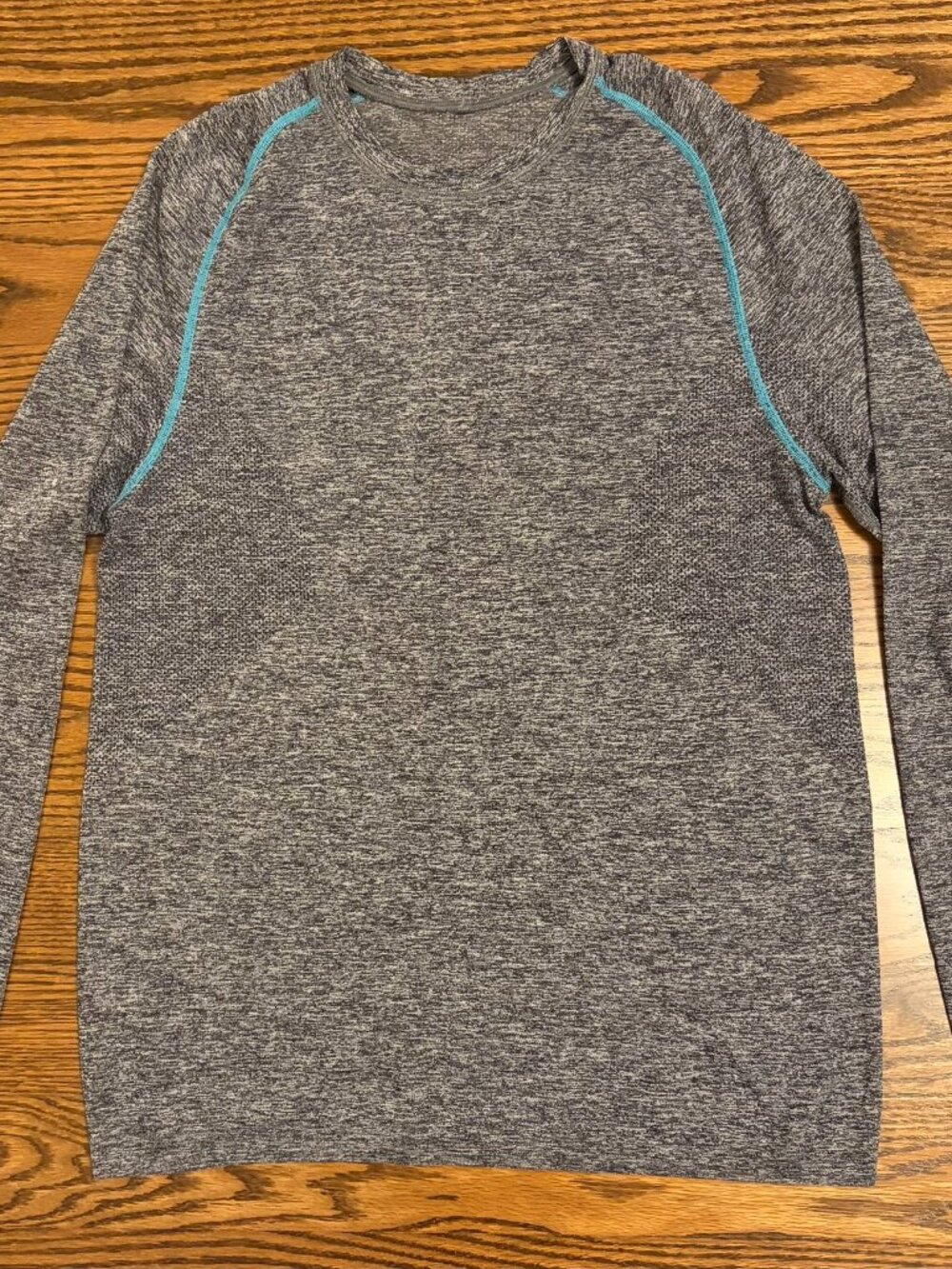 Lululemon Men's Long-sleeve Shirt